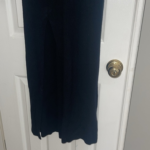 MICHELLE MASON
Sweater Dress - Picture 9 of 9